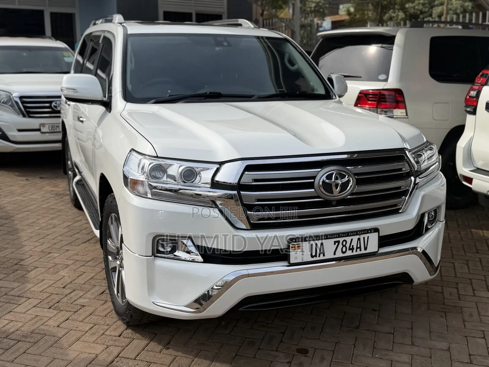 Toyota Land Cruiser 2017 White