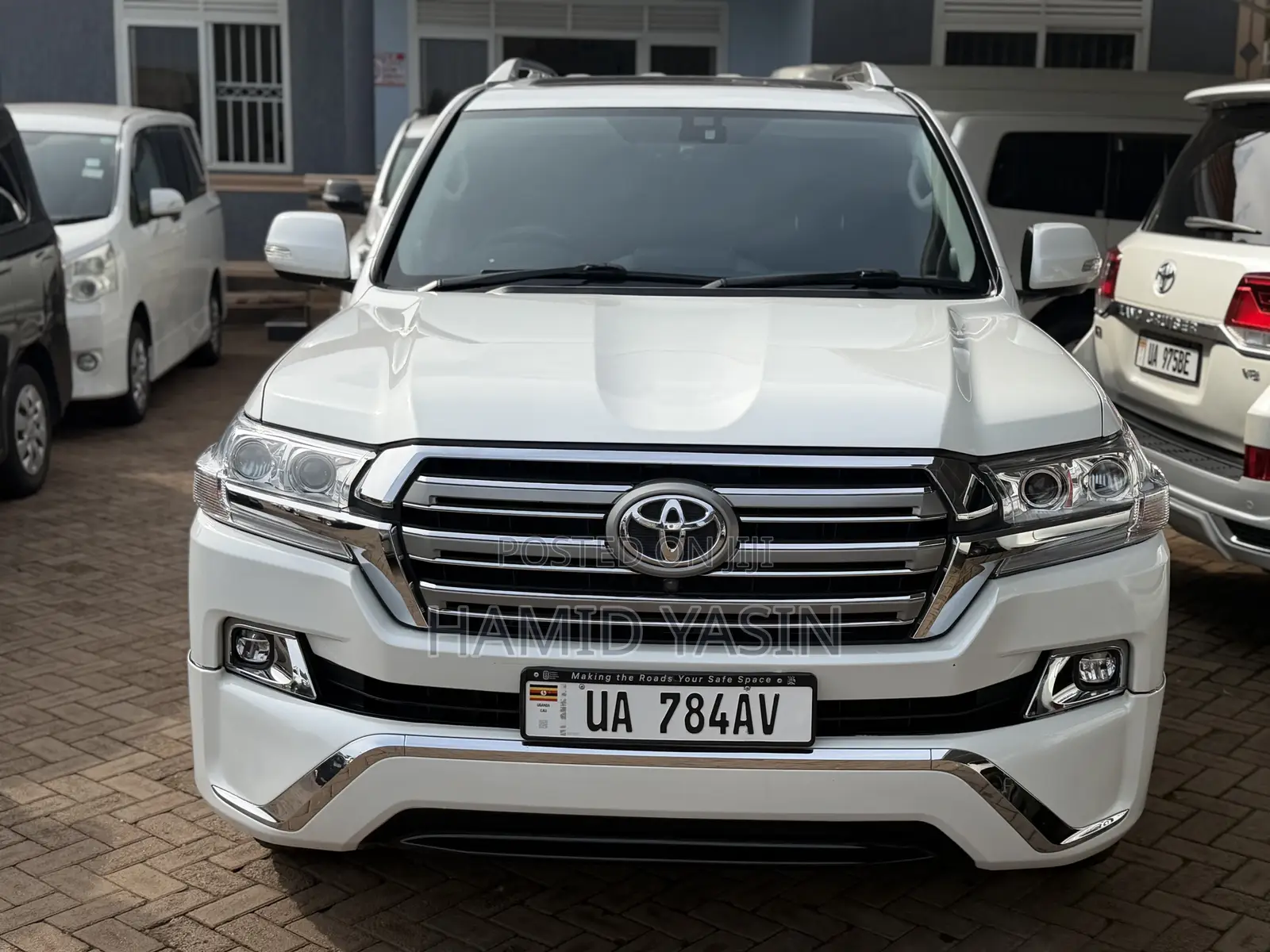 Toyota Land Cruiser 2017 White