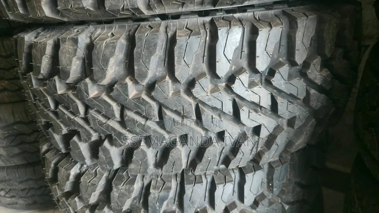 265/70r17 M/T Yokohama Brand New Tyres