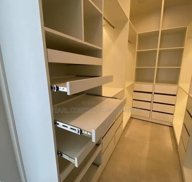 Wardrobes/Walk-in Closet From 950,000 Per Running Meter.