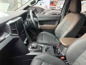 Volkswagen Amarok 2025 Silver