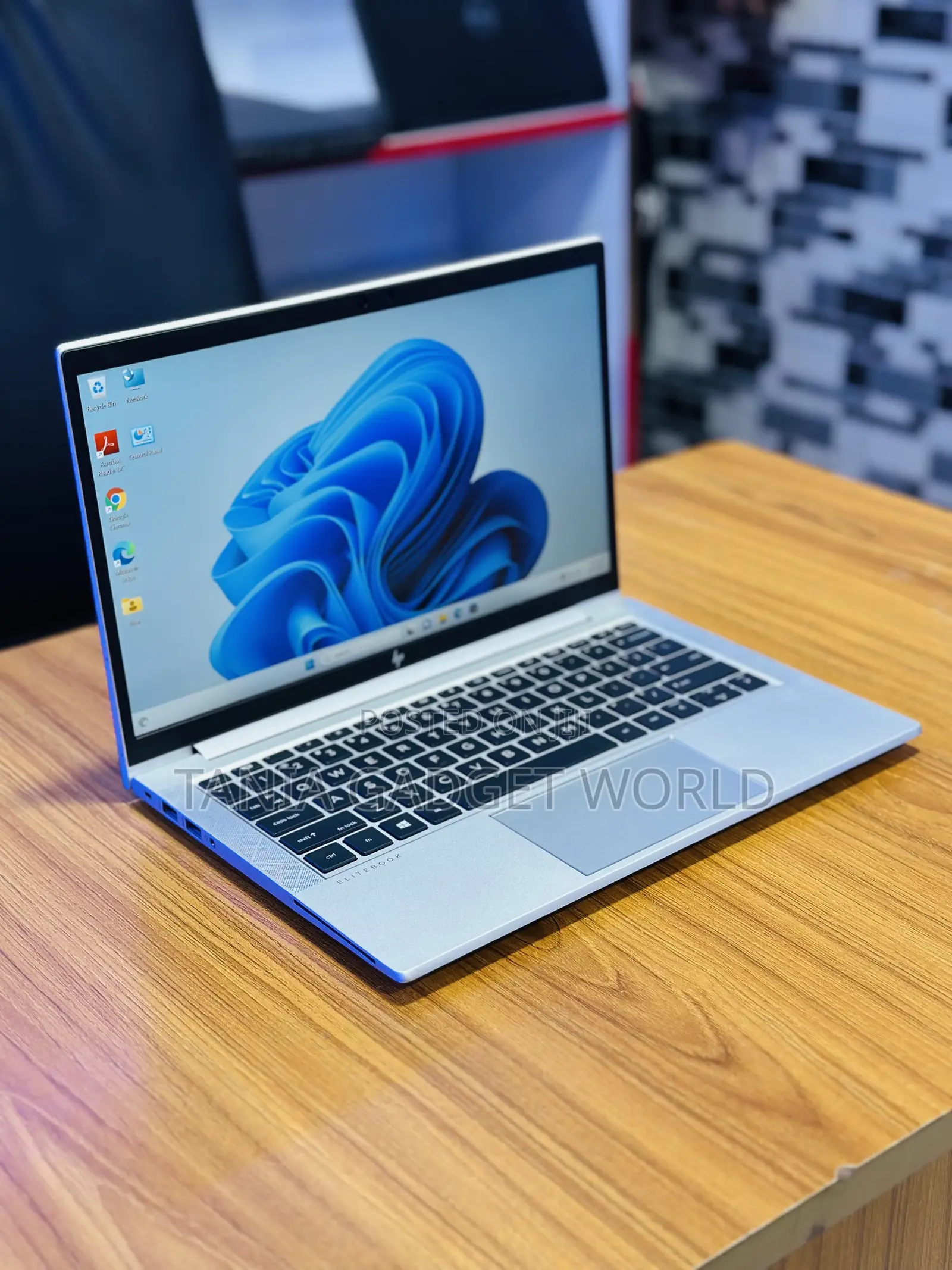 New Laptop HP EliteBook 840 G8 16GB Intel Core i5 SSD 512GB