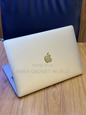 Laptop Apple MacBook 2018 16GB Intel Core i5 SSD 1.5T