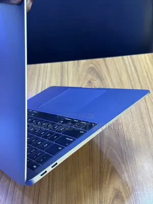 Laptop Apple MacBook 2018 16GB Intel Core i5 SSD 1.5T