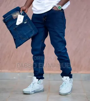 Denim. Jean Pants