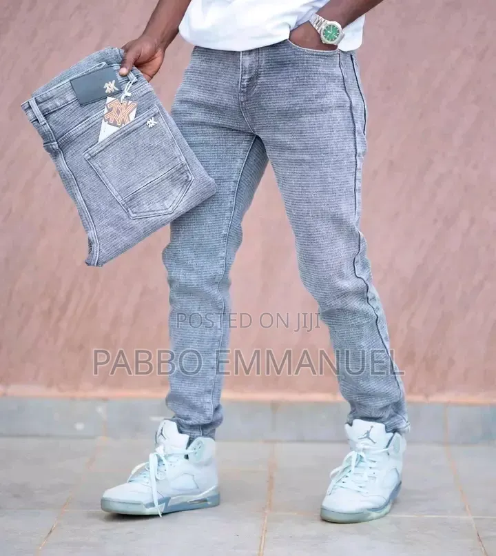 Denim. Jean Pants