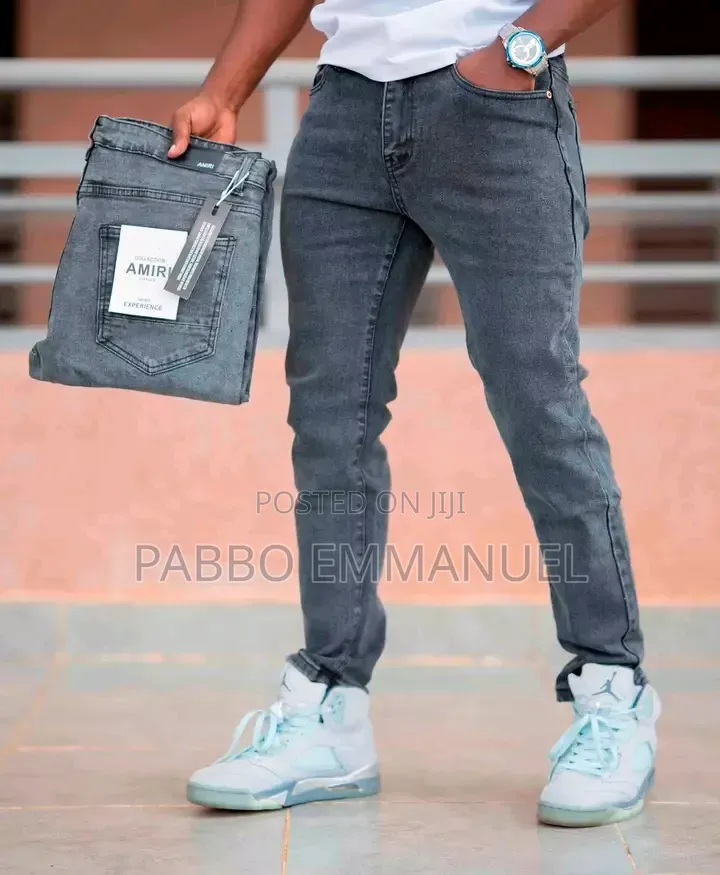 Denim. Jean Pants