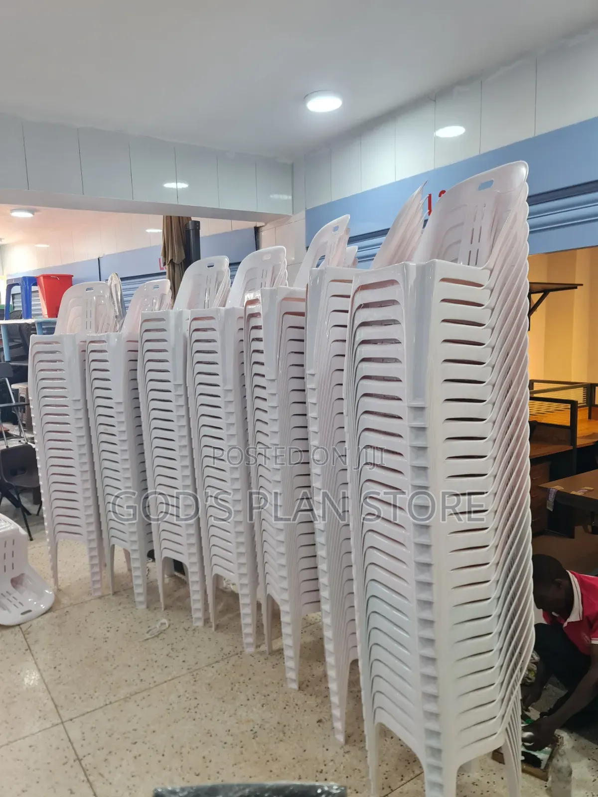 Fashionable Trend Style Plastic Chairs Plastic Chairs
