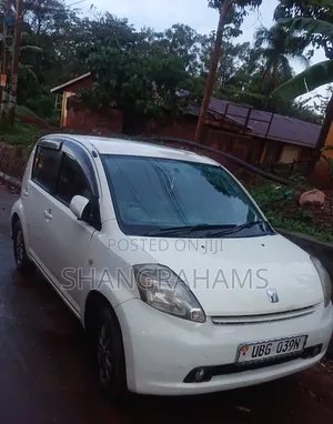 Toyota Passo 2006 White