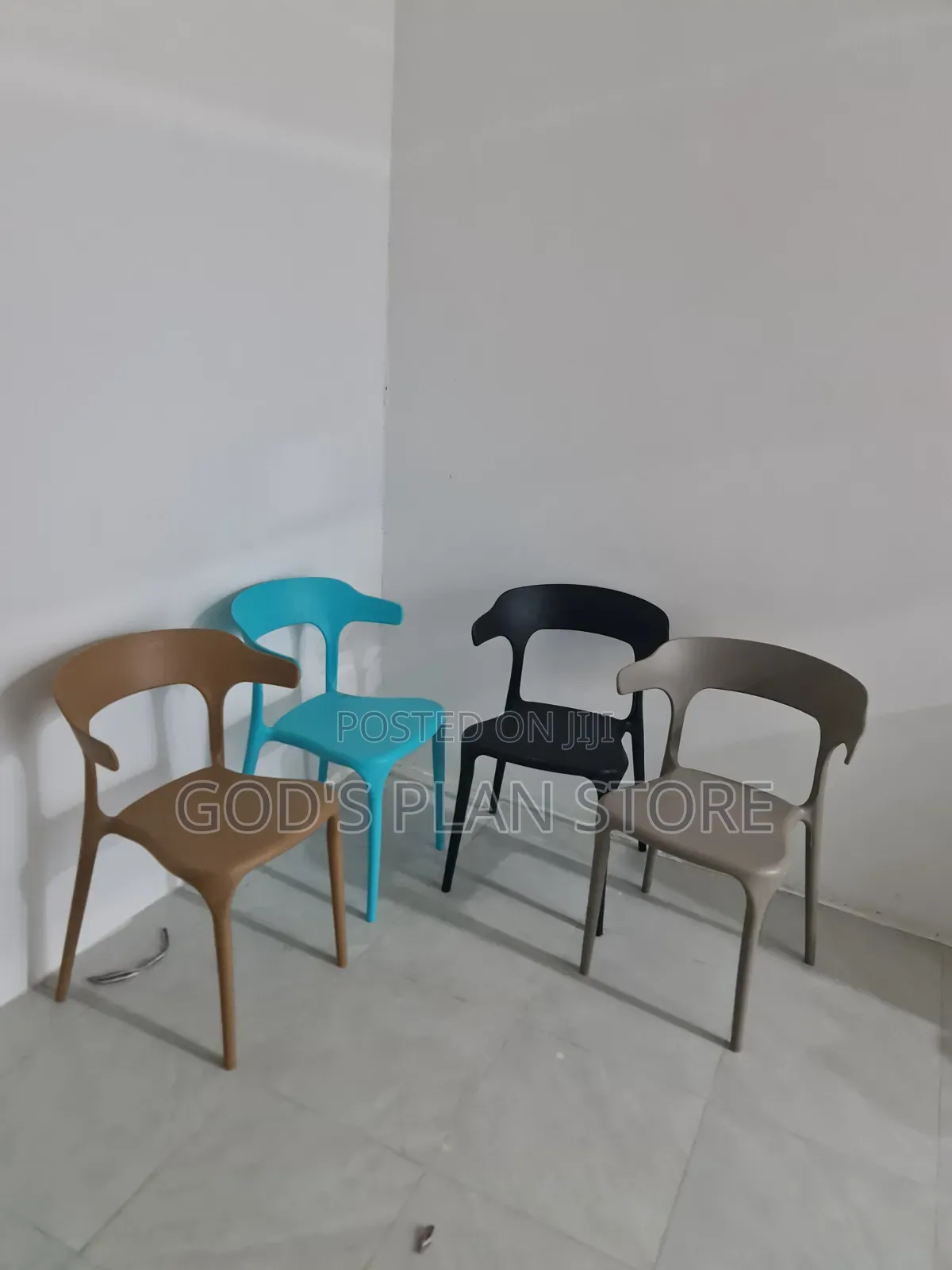 Wing Fancy Plastic Chairs Plastic Chairs