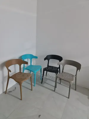 Wing Fancy Plastic Chairs Plastic Chairs
