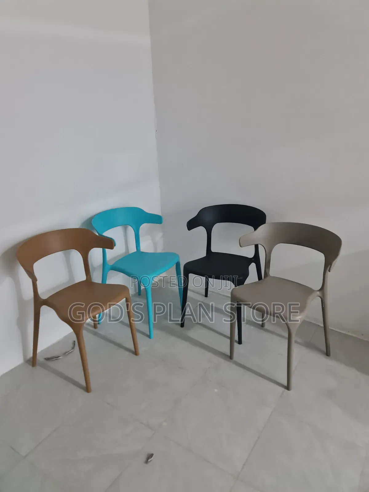 Wing Fancy Plastic Chairs Plastic Chairs