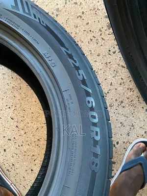 225/60r18 in Good Condition
