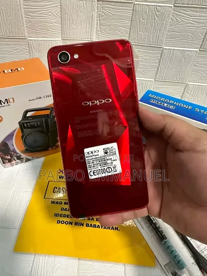 Oppo F7 64 GB Red