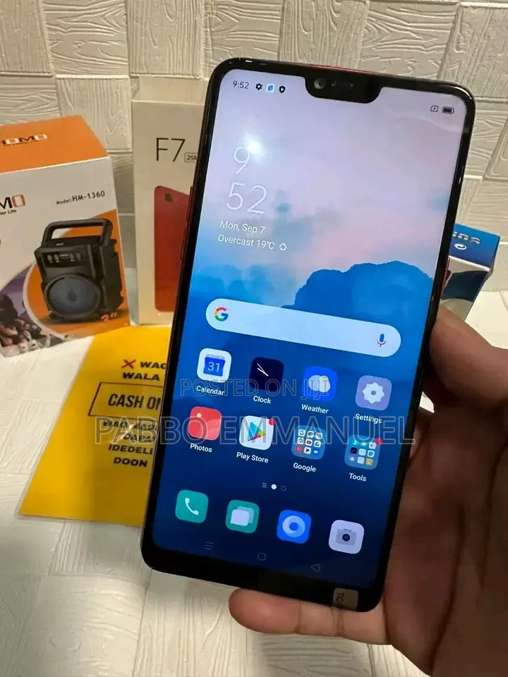 Oppo F7 64 GB Red