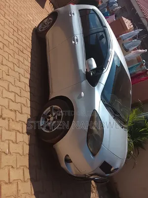Toyota Vitz 1.3 AWD 5dr 2005 Silver