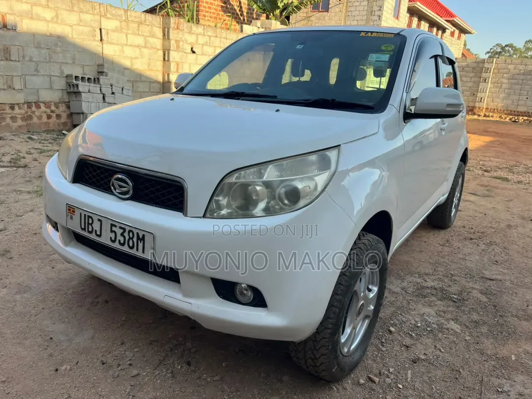 Toyota Rush 2008 White