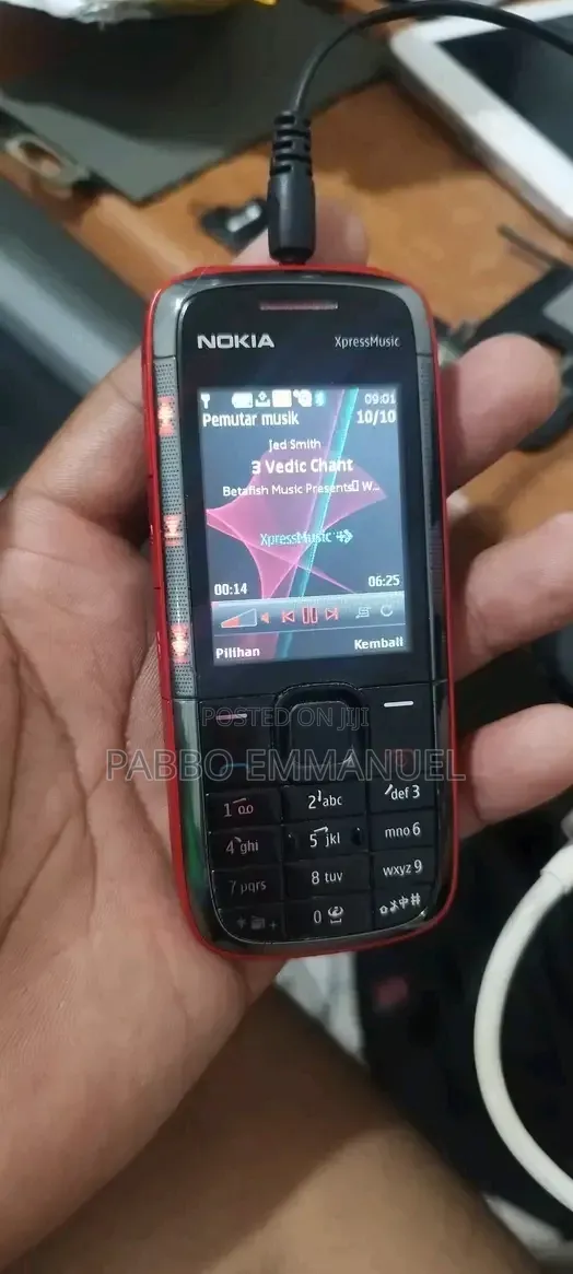 New Nokia 5130 XpressMusic Red