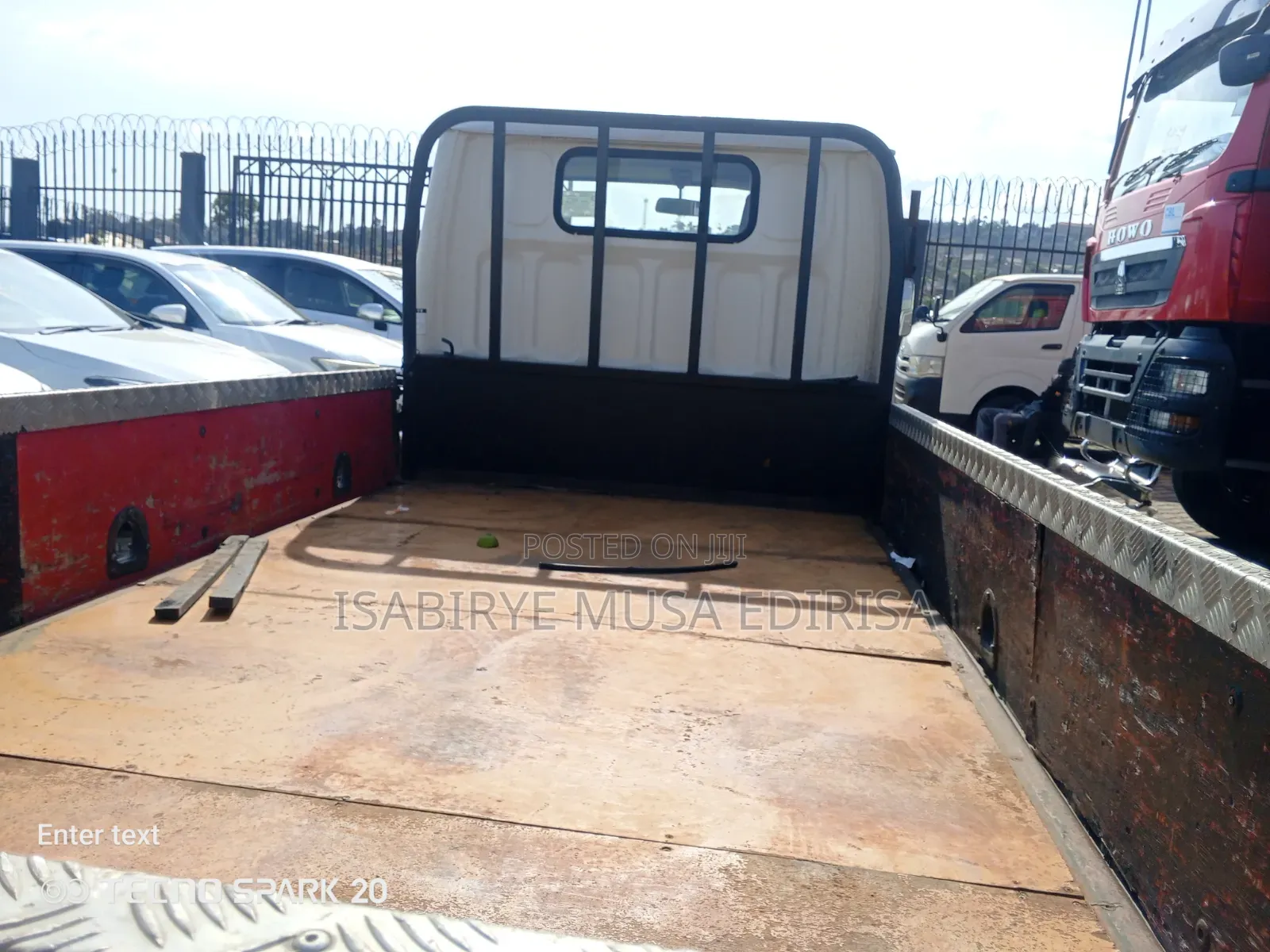 Mitsubishi Canter 1988 White