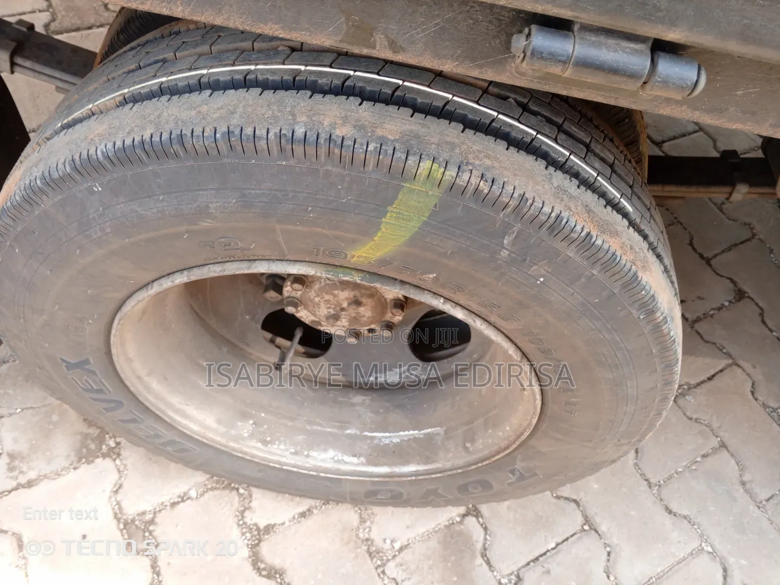 Mitsubishi Canter 1988 White