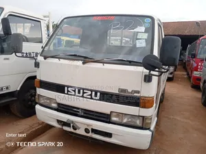 Isuzu N Series 1988 White