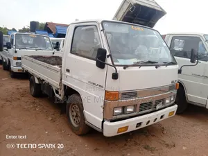 Isuzu N Series 1988 White