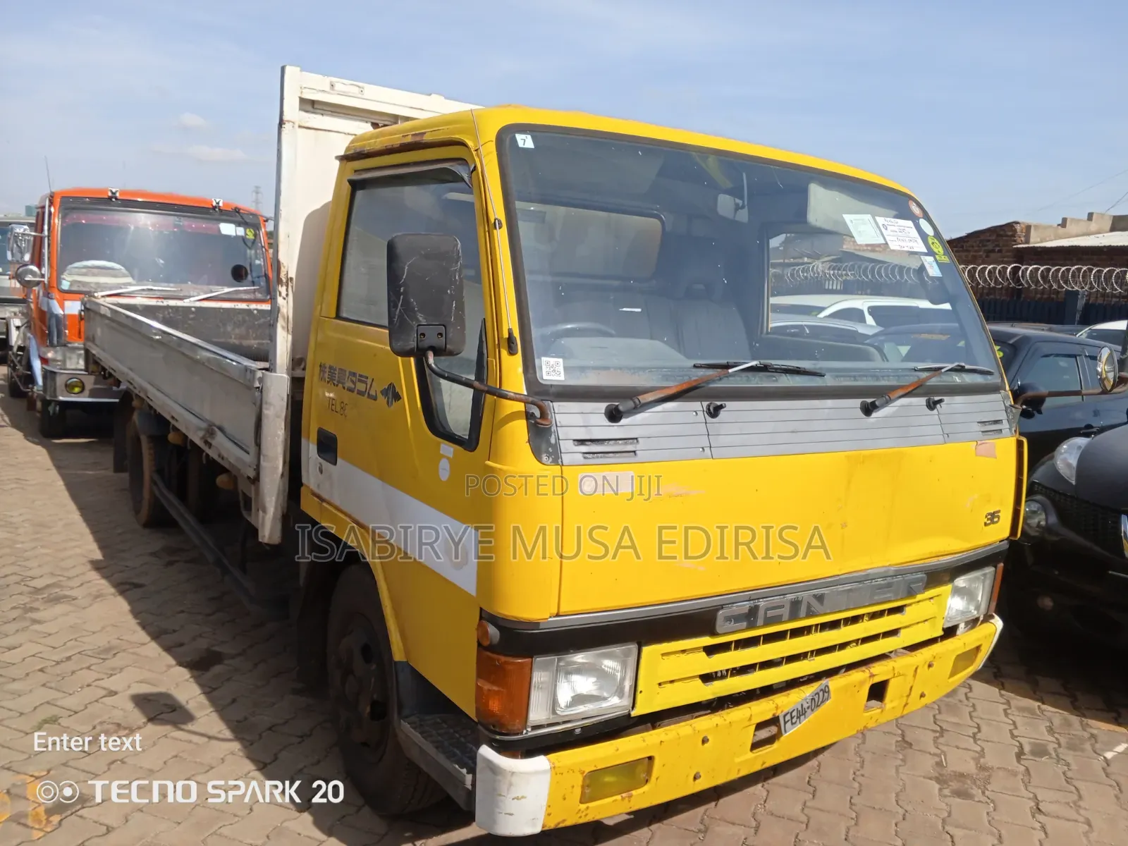 Mitsubishi Canter 1998 Yellow