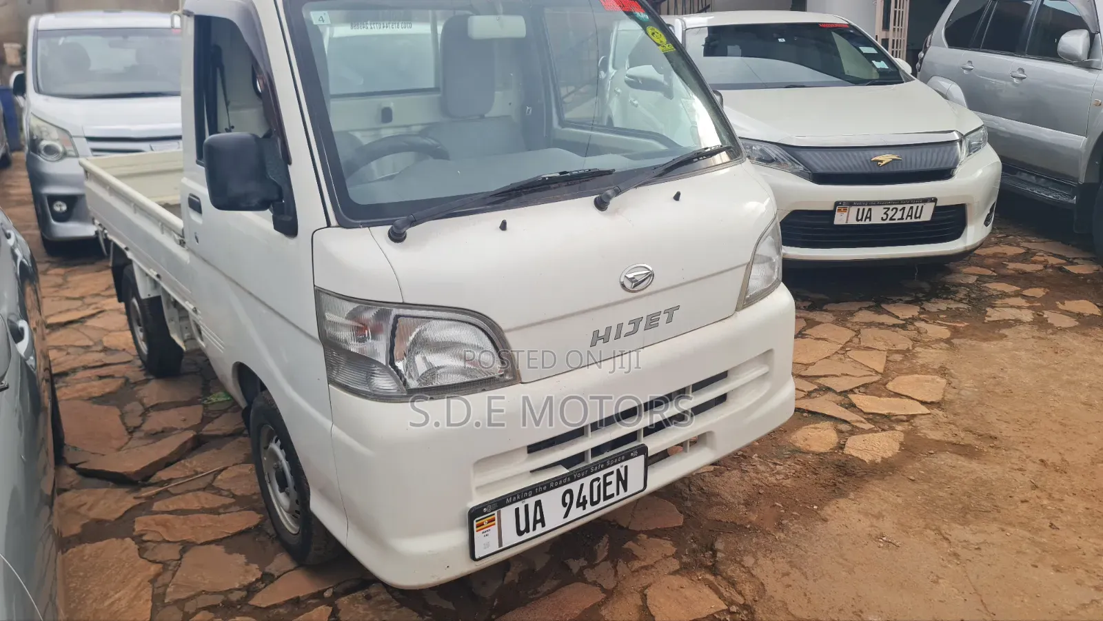 Daihatsu Ayla D 2016 White