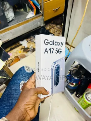 New Samsung Galaxy A17 256 GB Green