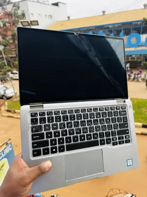 Laptop Dell Latitude 7400 2-in-1 16GB Intel Core i7 SSD 512GB