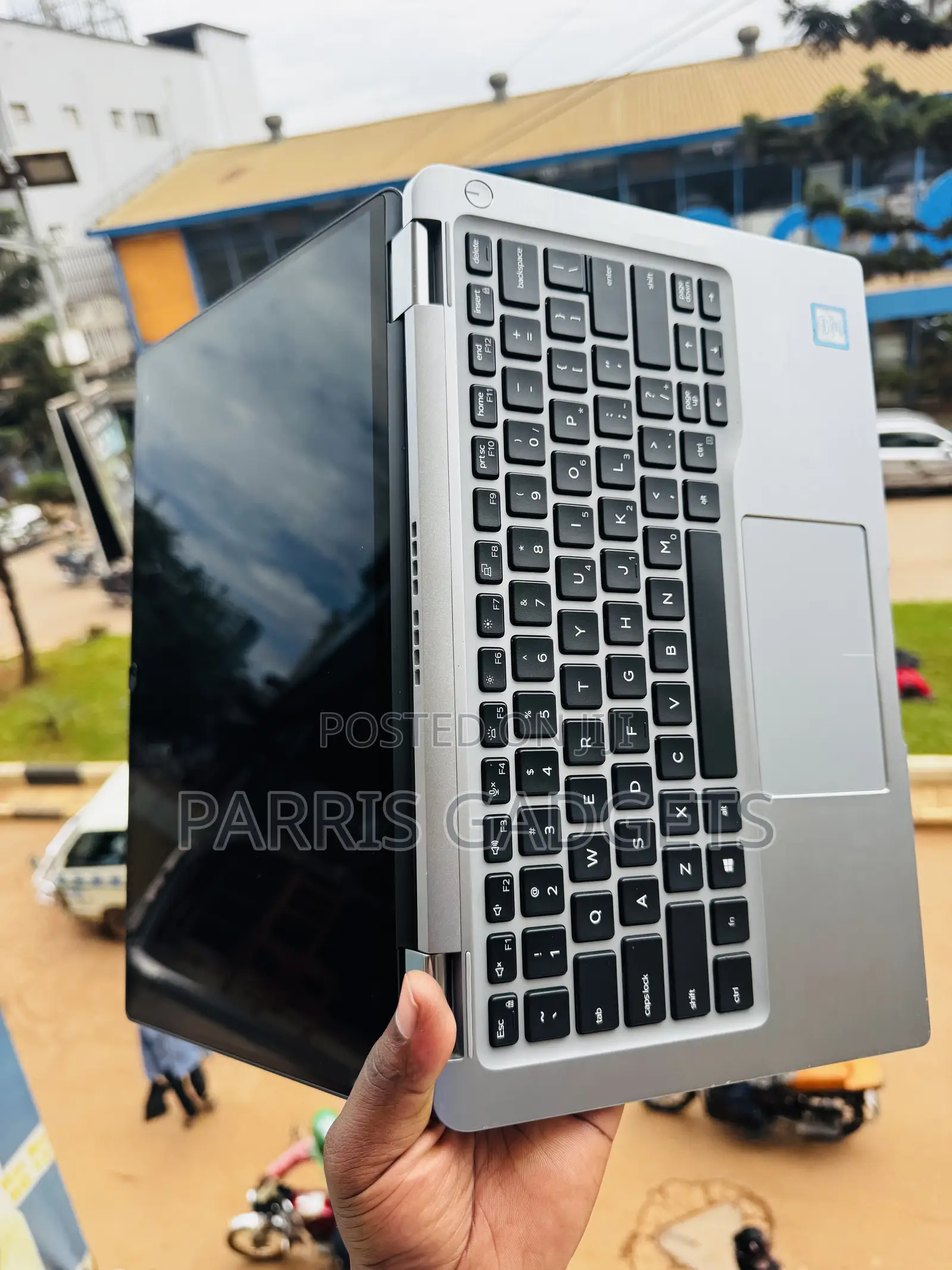 Laptop Dell Latitude 7400 2-in-1 16GB Intel Core i7 SSD 512GB