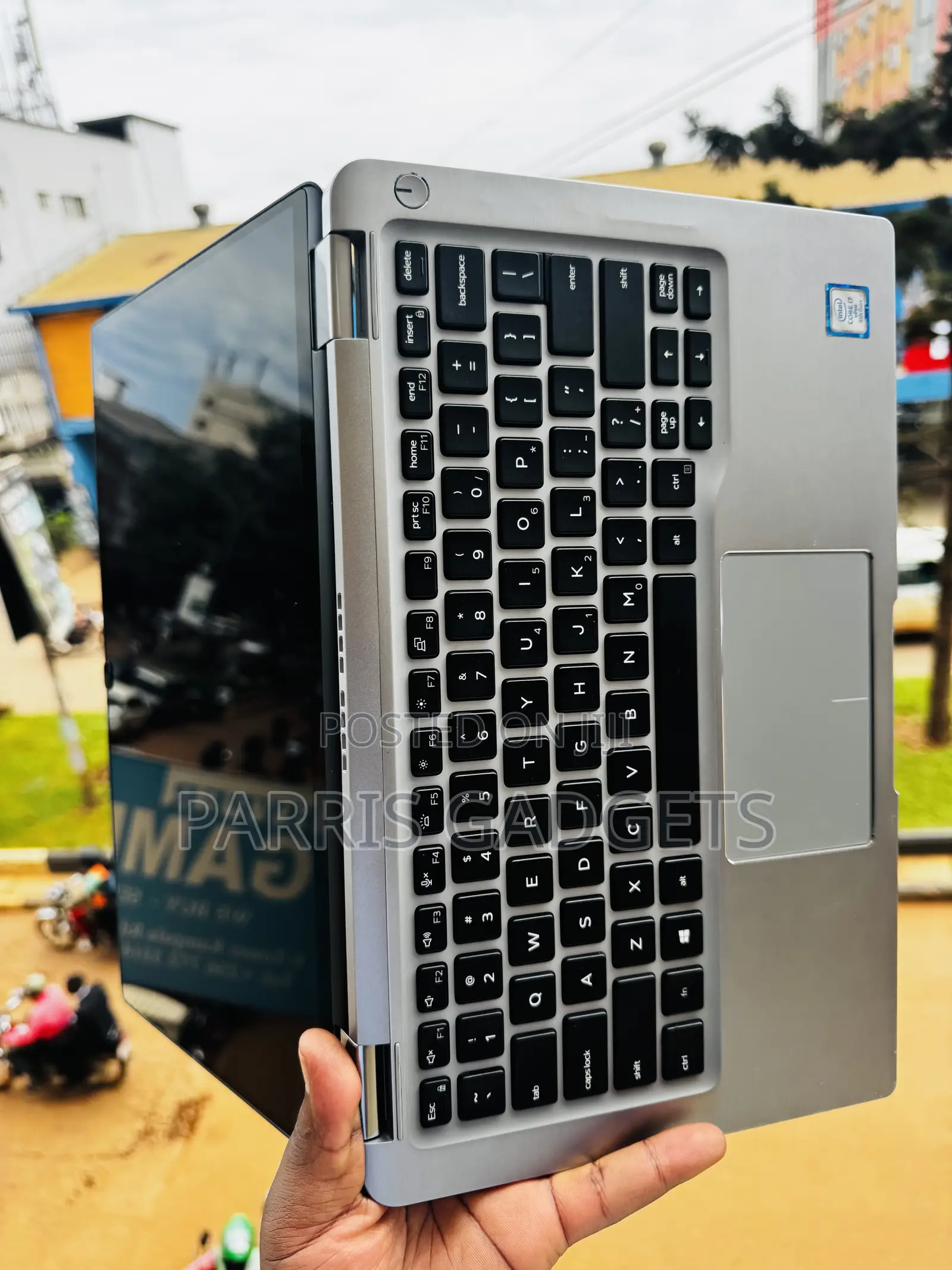 Laptop Dell Latitude 7400 2-in-1 16GB Intel Core i7 SSD 512GB