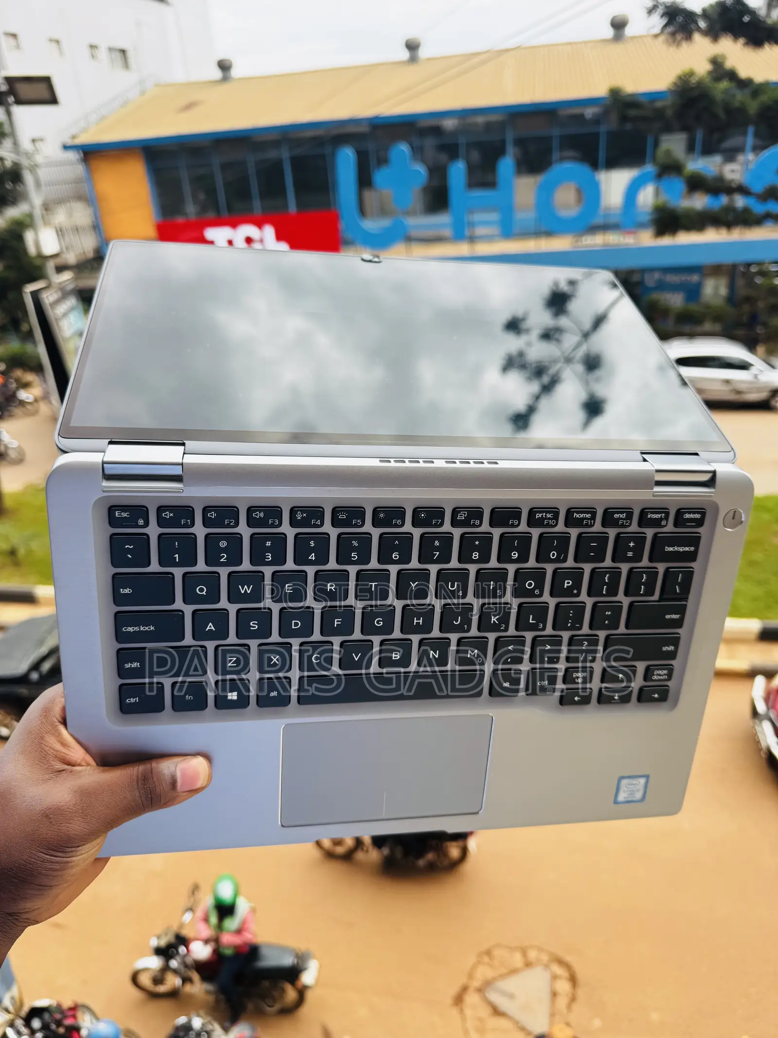 Laptop Dell Latitude 7400 2-in-1 16GB Intel Core i7 SSD 512GB