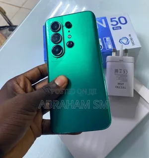 New Tecno Camon 50 Pro 256 GB Green