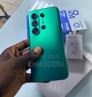 New Tecno Camon 50 Pro 256 GB Green