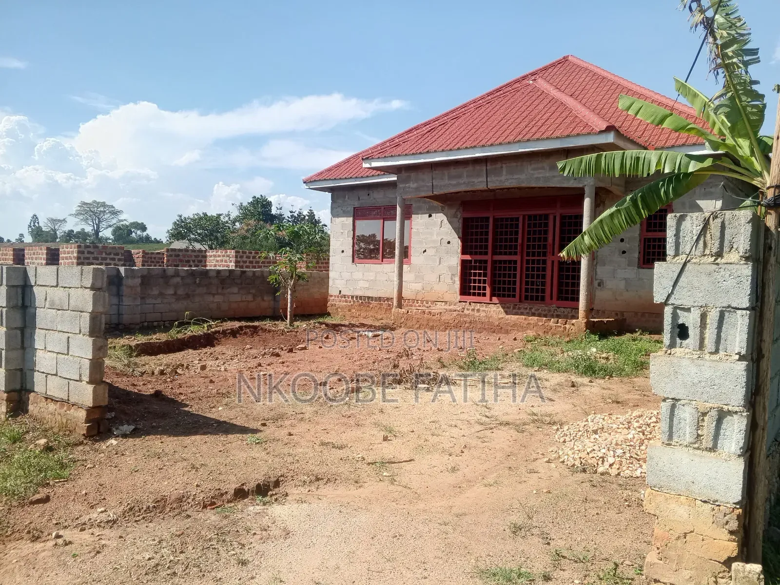 3bdrm Bungalow in Kyampisi for sale