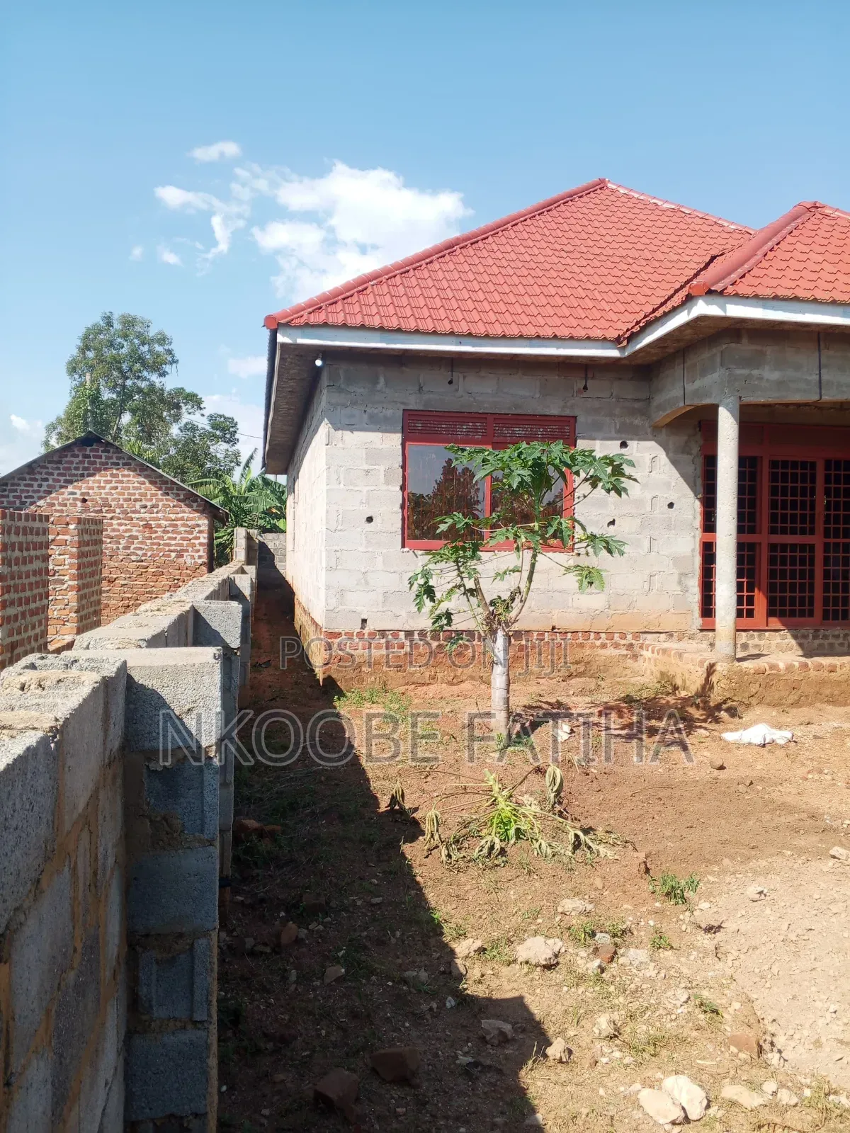3bdrm Bungalow in Kyampisi for sale