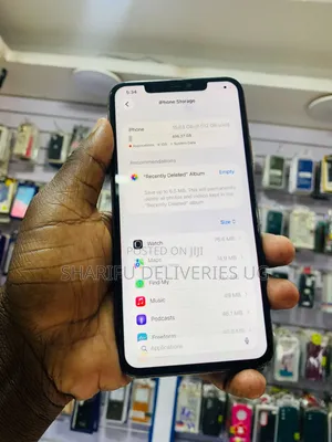 Apple iPhone 11 Pro Max 64 GB Gold