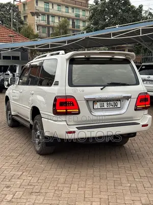 Toyota Land Cruiser Prado 4.0 V6 5dr 2005 White
