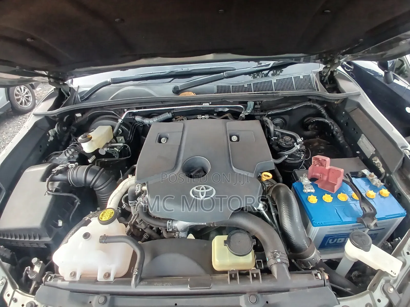 Toyota Hilux Revo Double Cab Petrol 2.7 AWD 2016 Green
