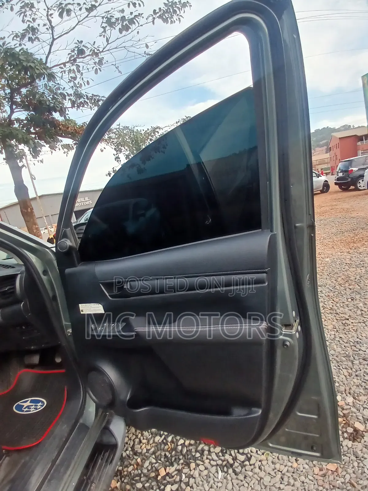 Toyota Hilux Revo Double Cab Petrol 2.7 AWD 2016 Green