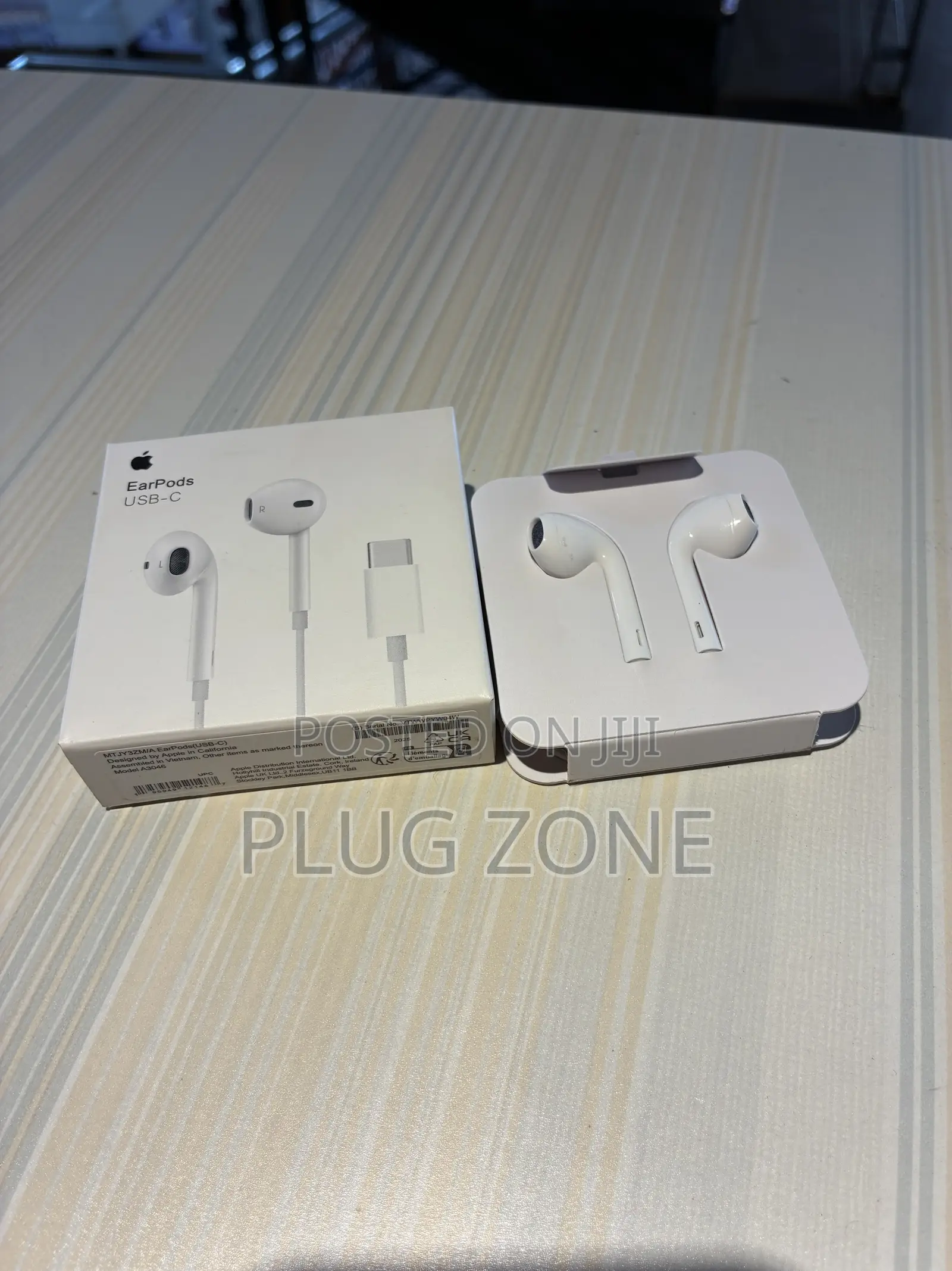 Apple USB-C Earphones