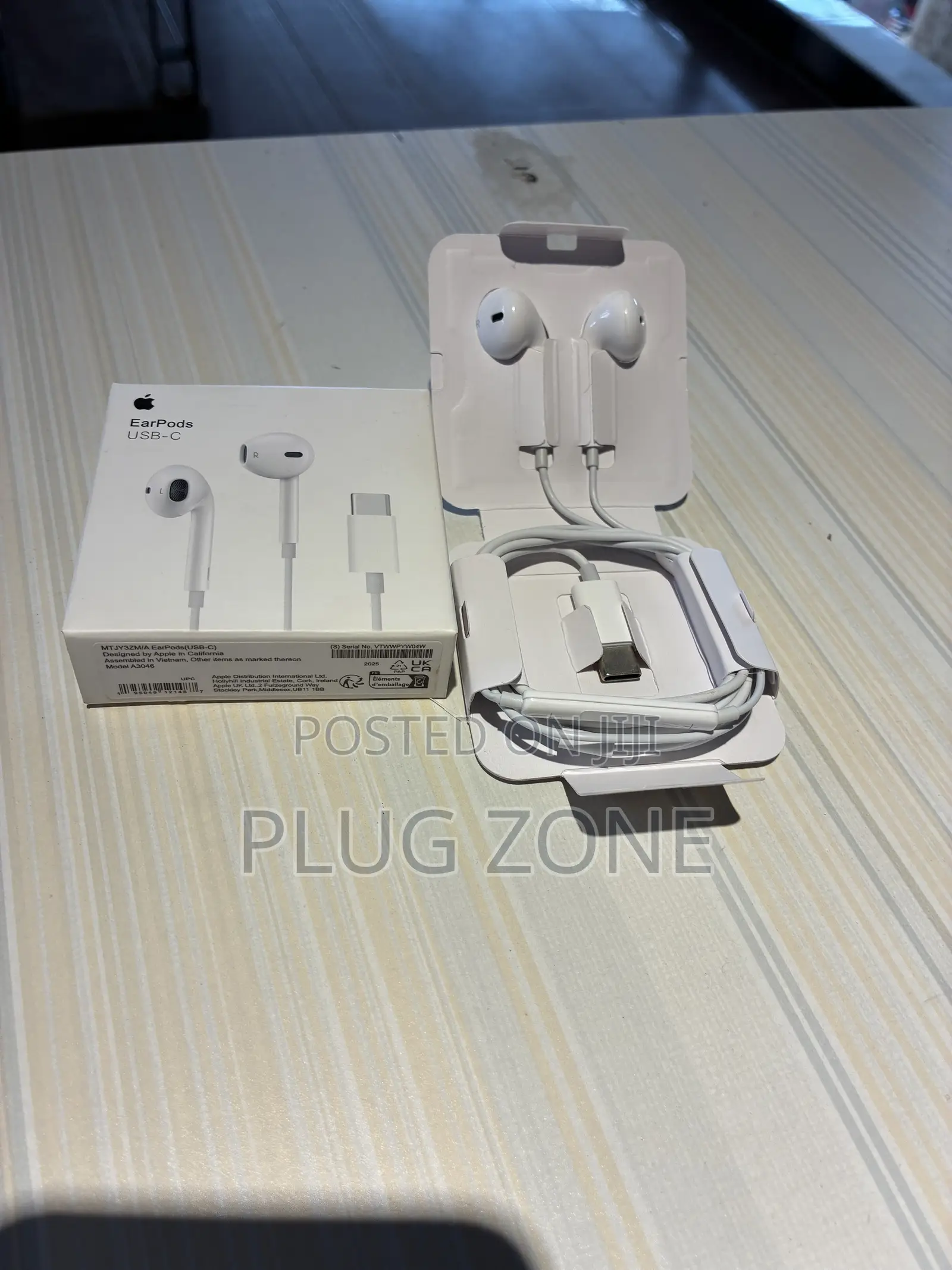Apple USB-C Earphones