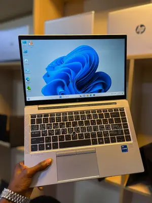 Laptop HP EliteBook 840 G8 8GB Intel Core i7 SSD 256GB