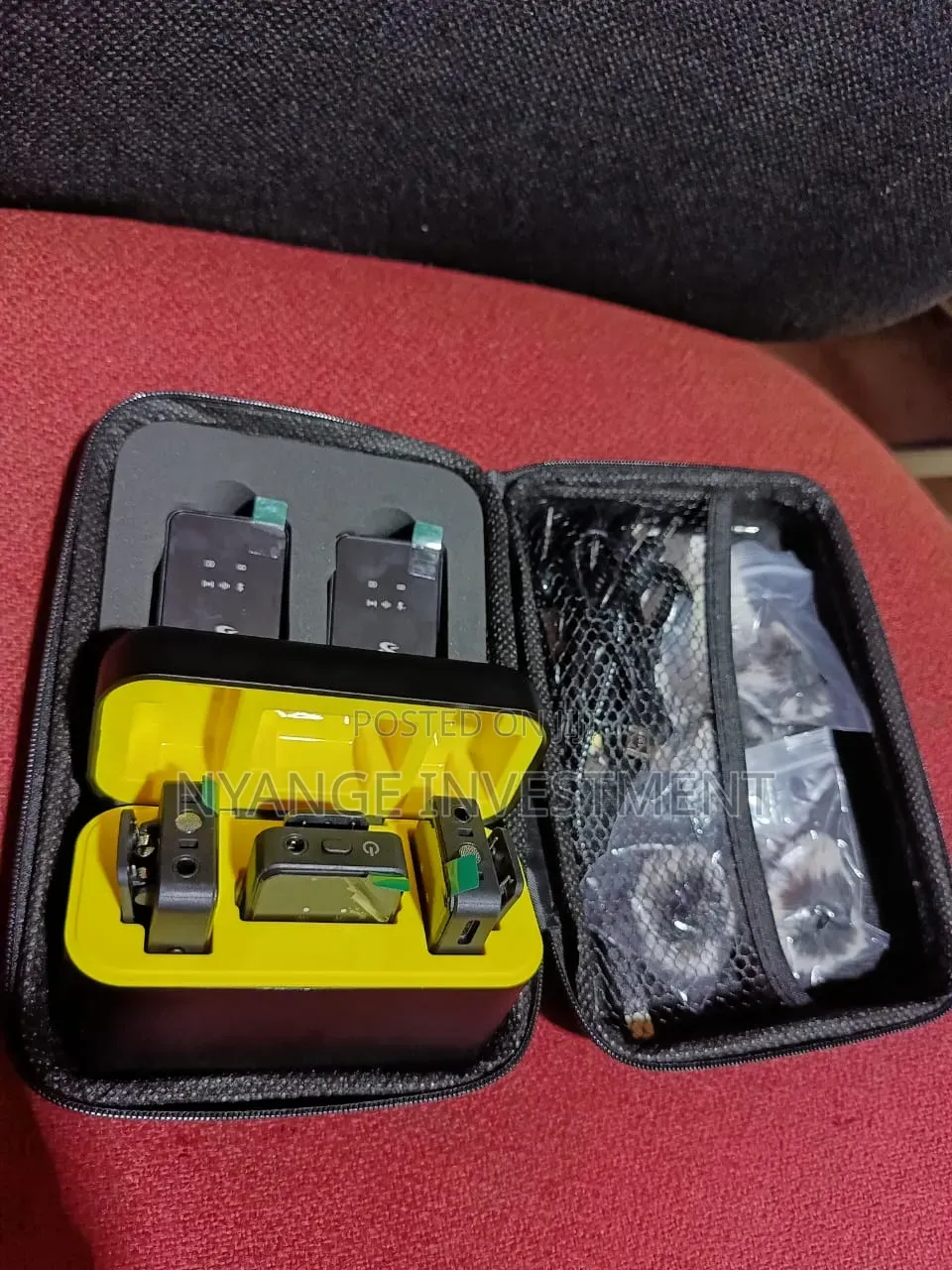 SX13 Wireless Collar Microphone With 4 Pieces.