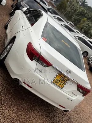 Toyota Mark X 2.5 AWD 2013 White