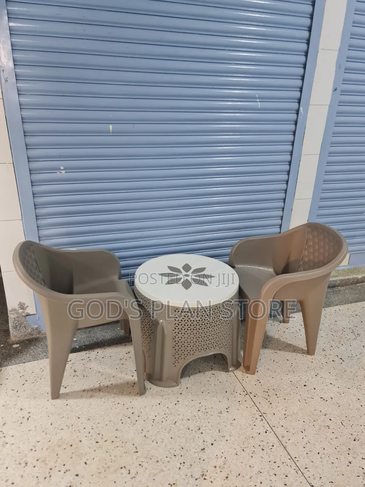 Endorsed Plastic Table and Chairs Plastic Table and Chairs