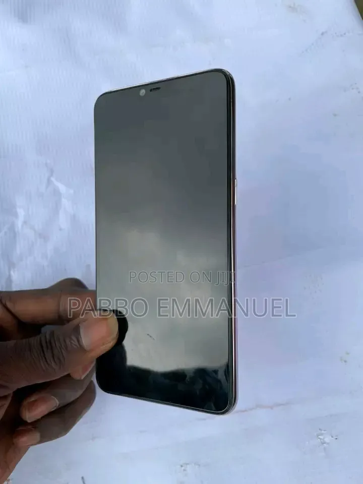Oppo A3s 64 GB Rose Gold