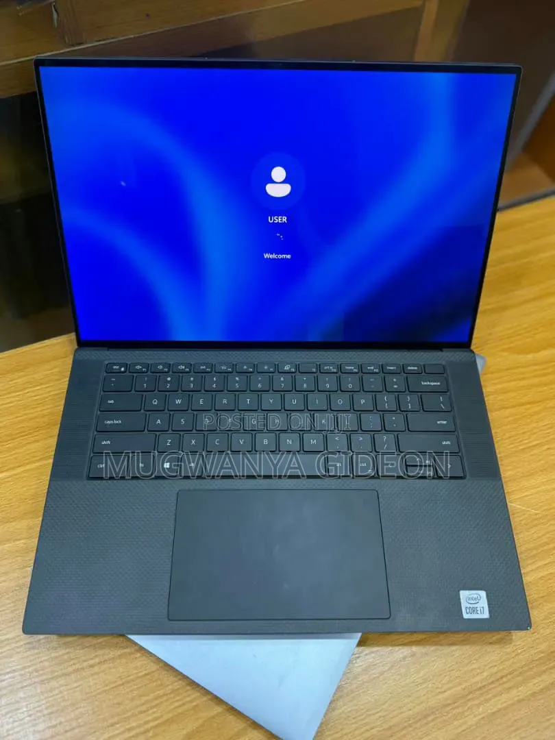 New Laptop Dell Precision 5550 32GB Intel Core i7 SSD 512GB