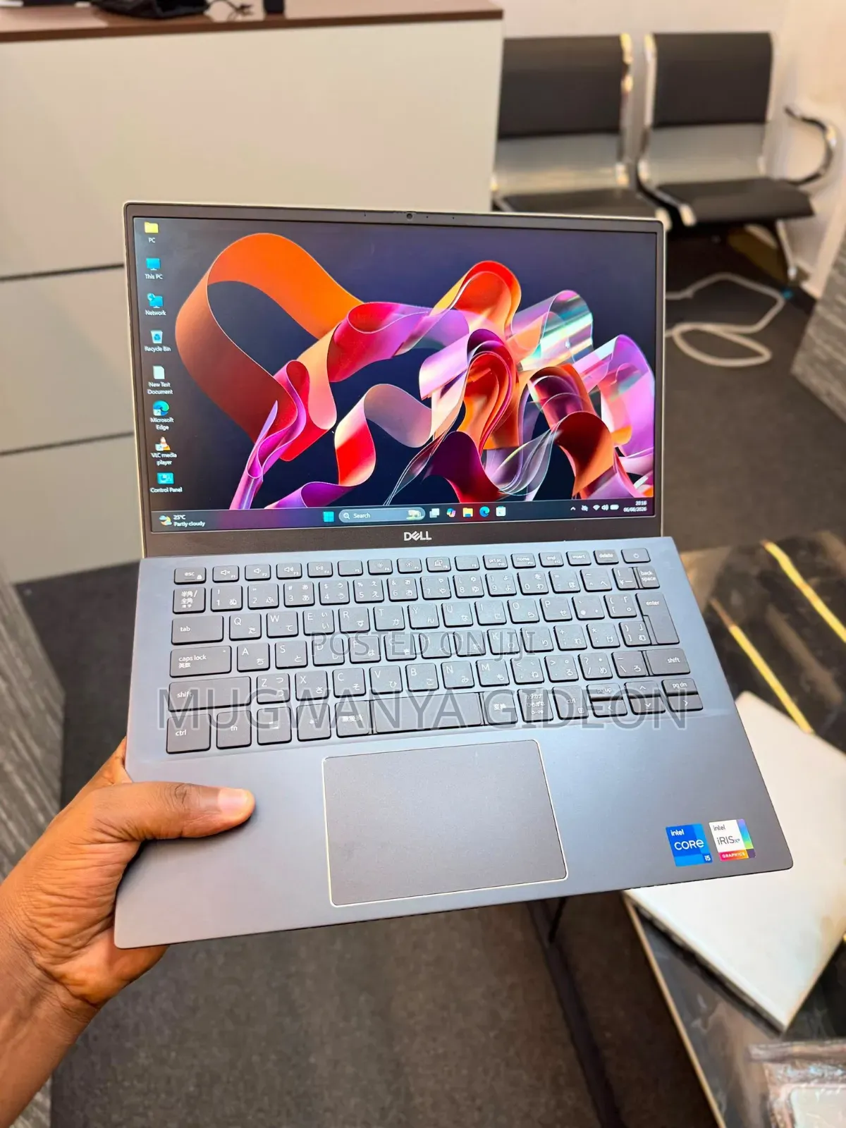 New Laptop Dell Vostro 13 5320 16GB Intel Core i5 SSD 256GB